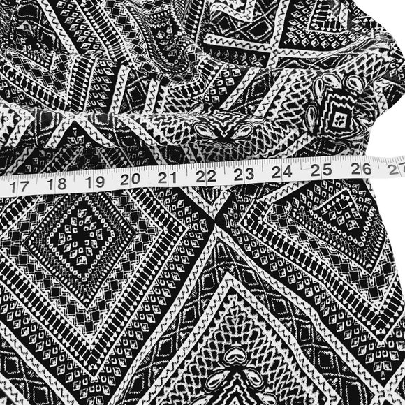 Catherines Womans Plus Size 0X 14/16W Top Blouse Black White Embellished Beads - Picture 6 of 7